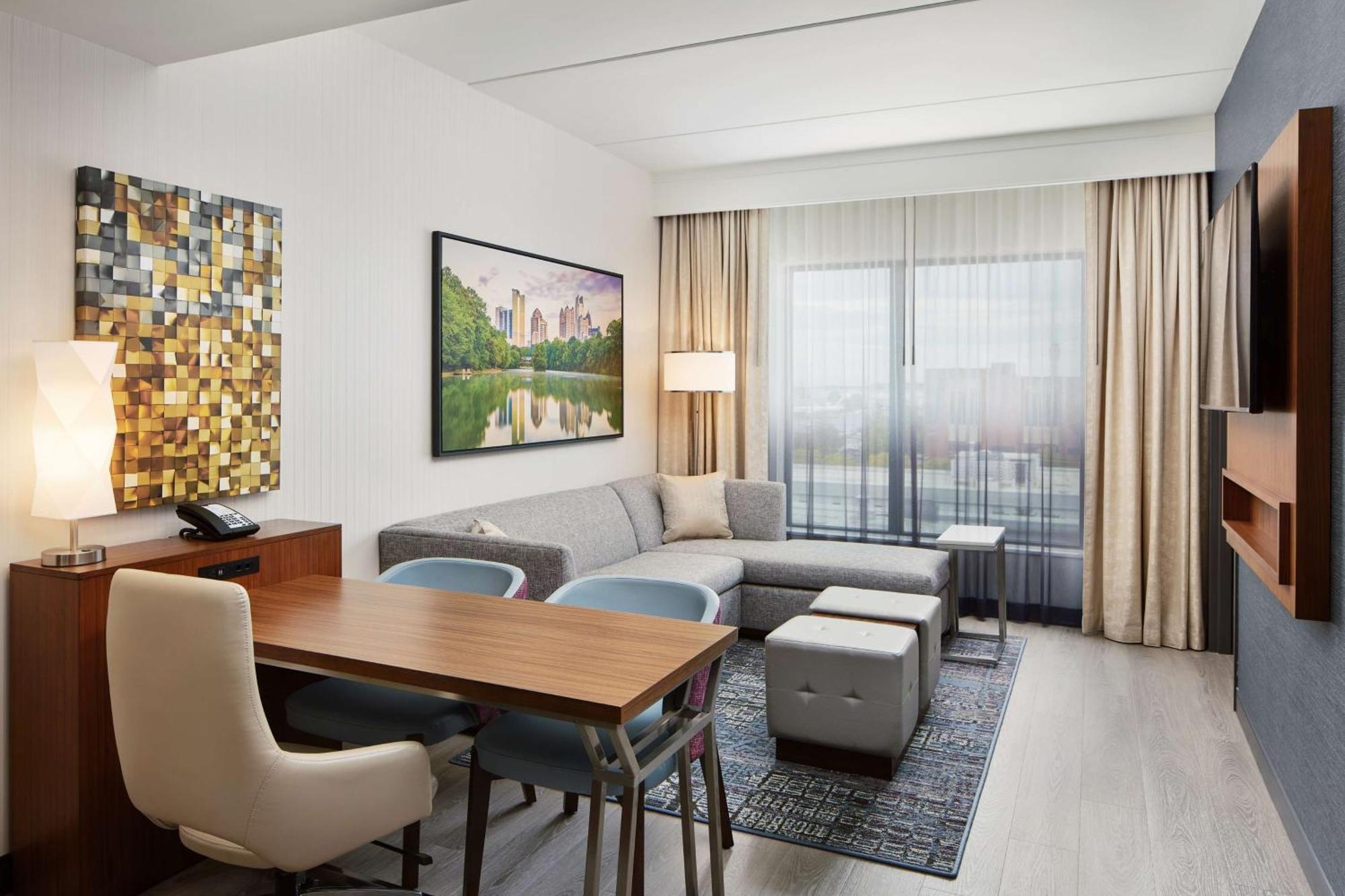 Embassy Suites By Hilton Atlanta Airport North Hapeville Eksteriør billede